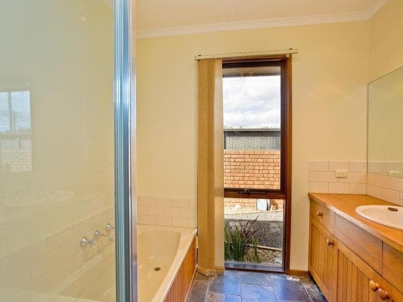 133 Hart Street COLAC VIC, Colac - Thumbnail 7