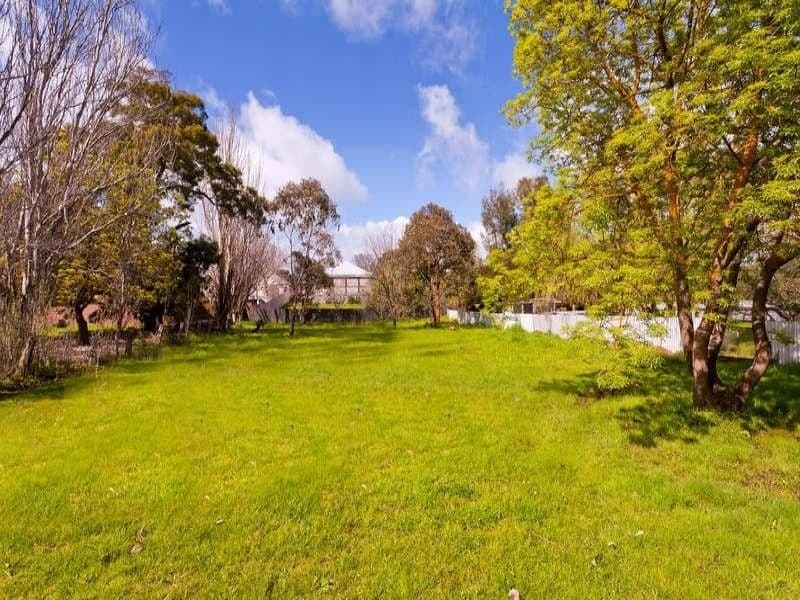 14 Chapel Street COLAC VIC, Colac - Thumbnail 2