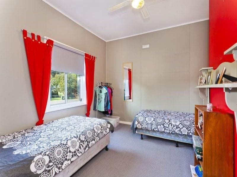 13 Tait Street CAMPERDOWN VIC, Camperdown - Thumbnail 5