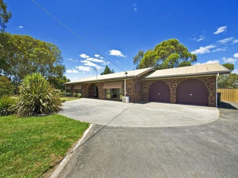 4 Aireys Street ELLIMINYT VIC, Elliminyt - Image 1