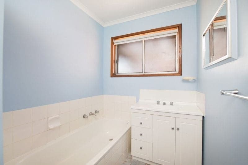 12 McAlpine Court CAMPERDOWN VIC, Camperdown - Thumbnail 4