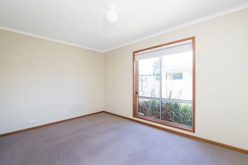 12 McAlpine Court CAMPERDOWN VIC, Camperdown - Thumbnail 5