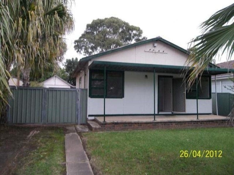 42 Graham Street, Doonside - Image 1