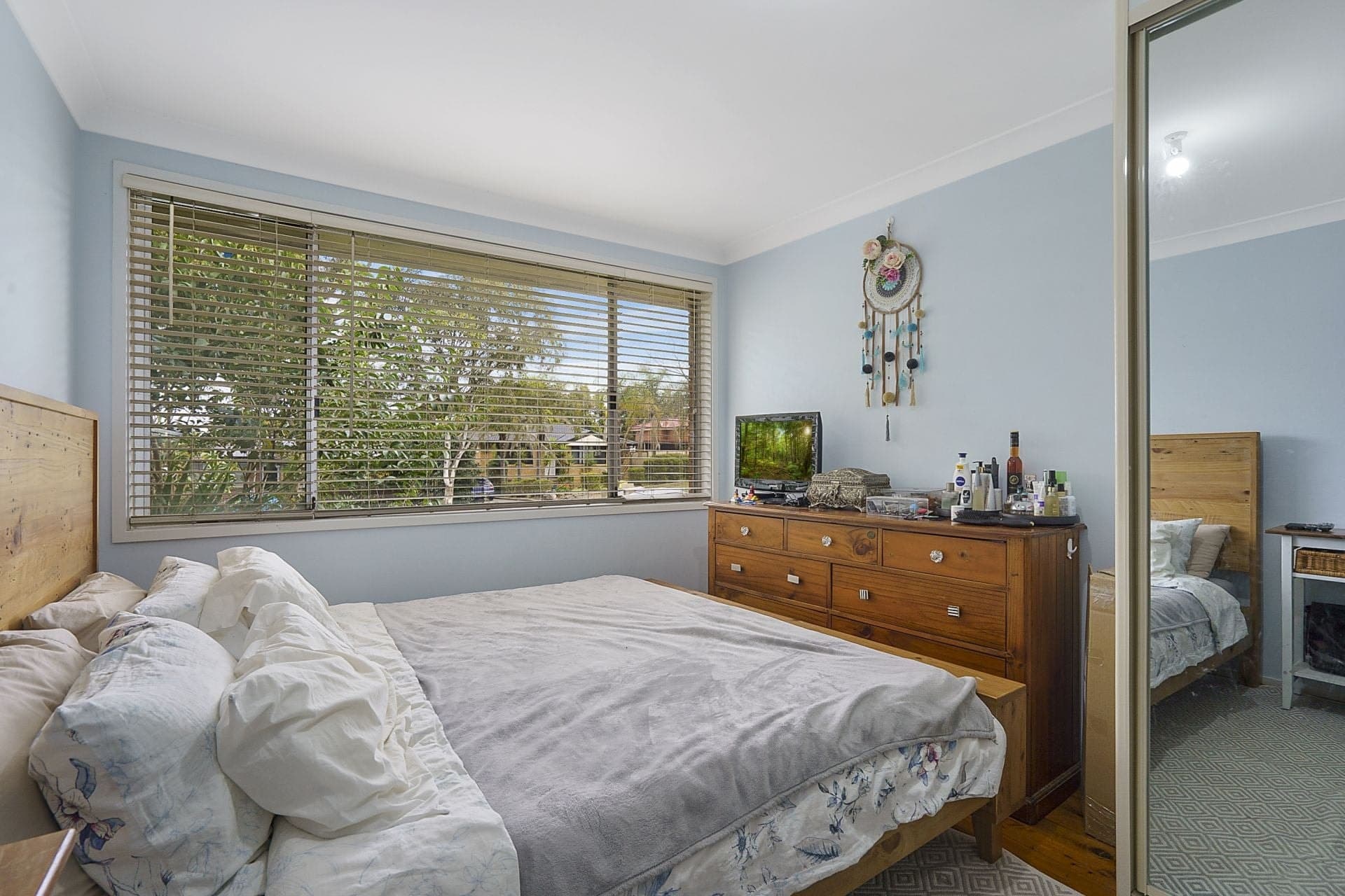 16 Glenn Street, Dean Park - Thumbnail 4