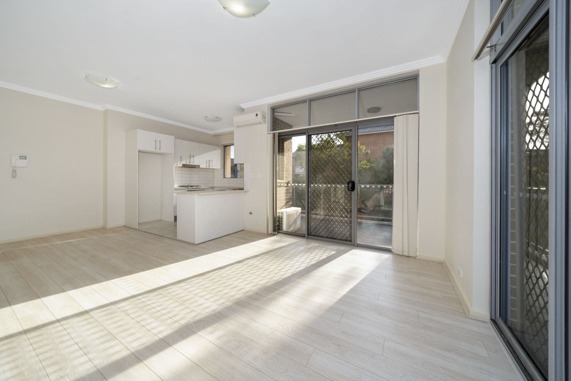 22/2 Bruce Street, Blacktown - Thumbnail 2