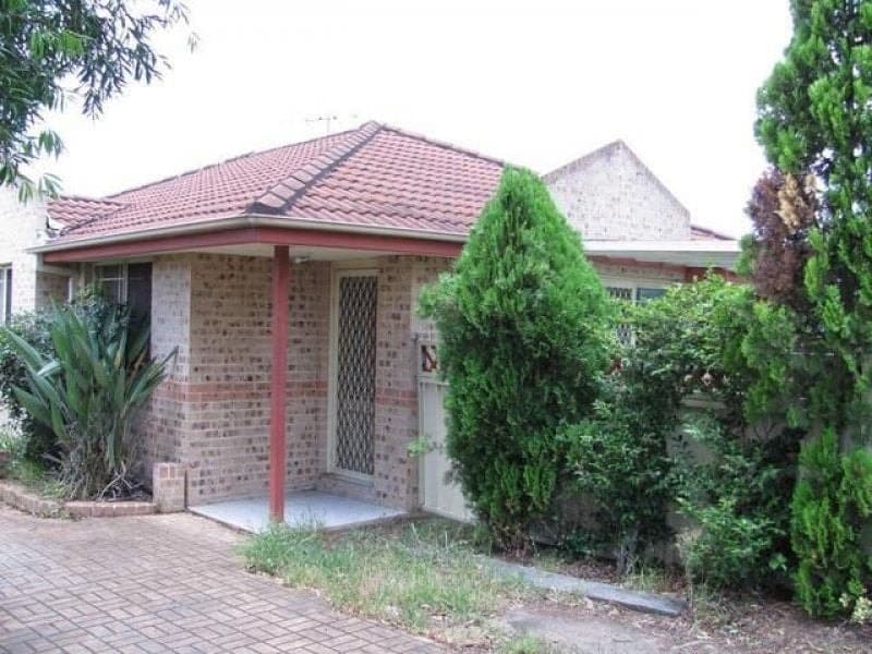 1/9 Hawkesbury Road, Westmead - Image 1