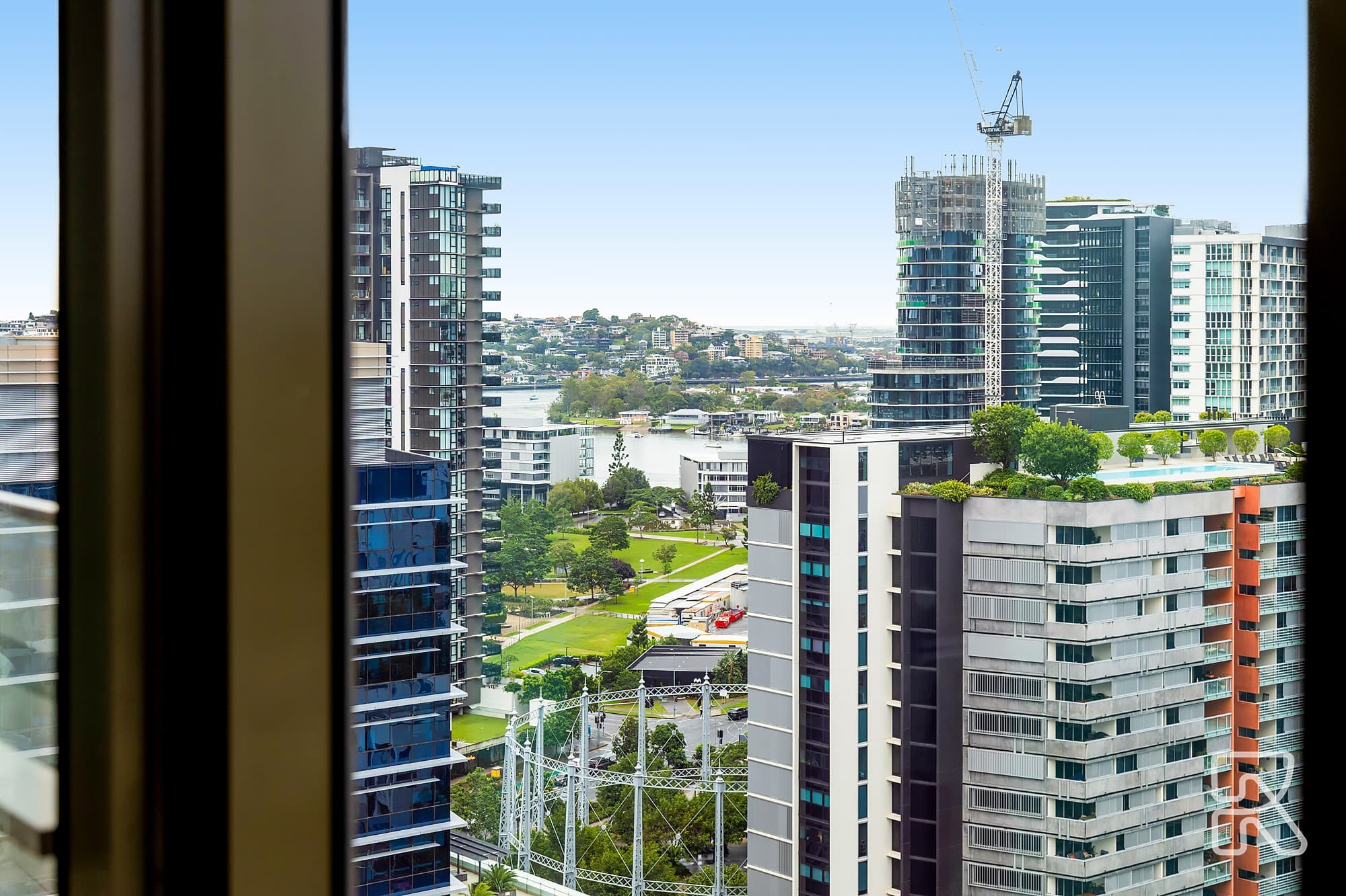 32002/24 Stratton Street, Newstead - Thumbnail 3