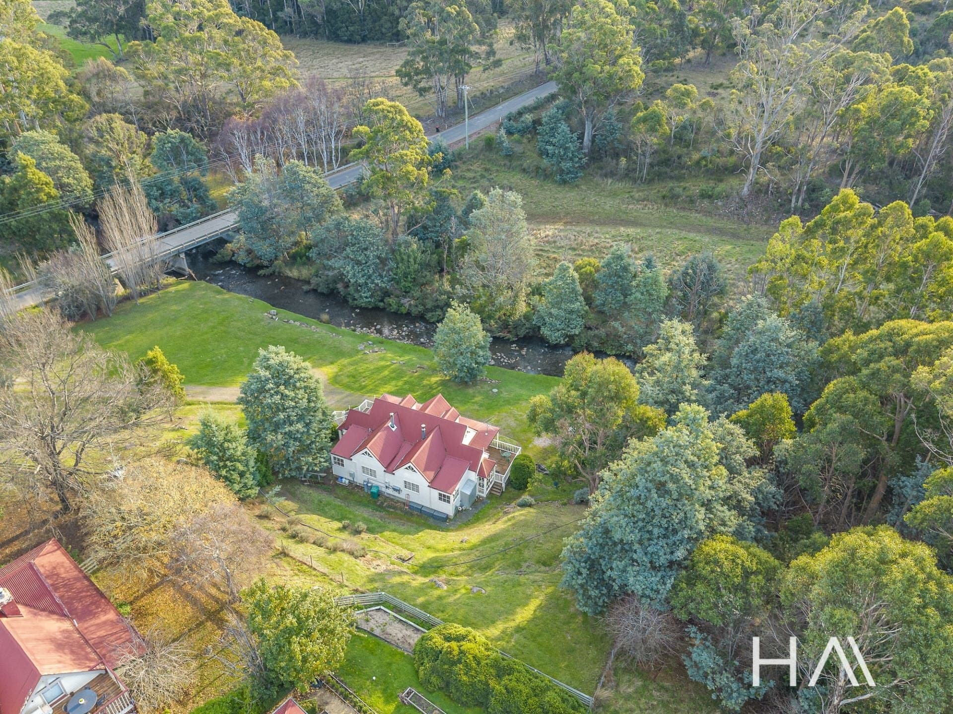134 Crabtree Road, Grove, Grove - Image 1