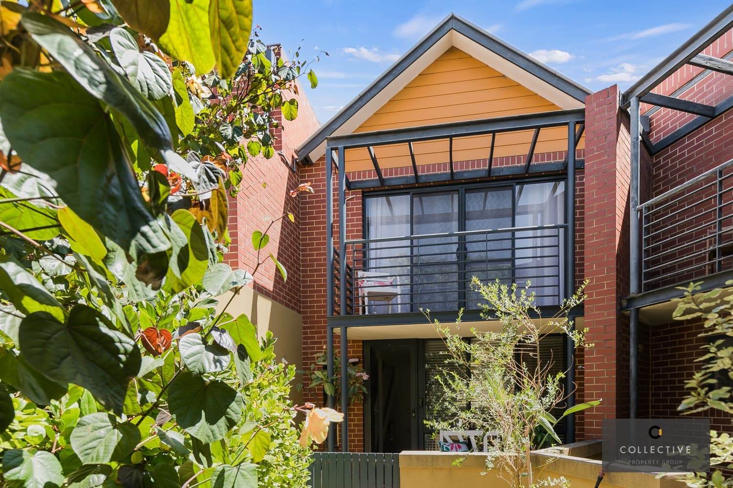 9/27 Burns Street, North Fremantle - Image 1