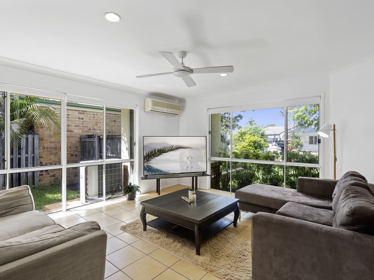 43 Rainbird Close, BURLEIGH WATERS, Burleigh Waters - Thumbnail 6