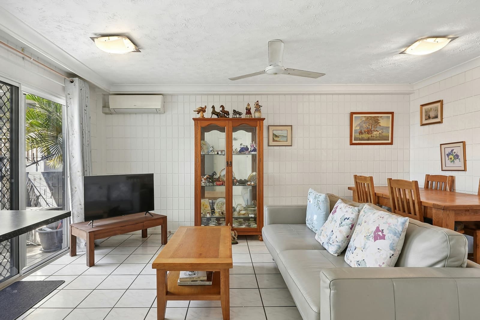 110/15 Gregory Street, NORTH WARD, North Ward - Thumbnail 2