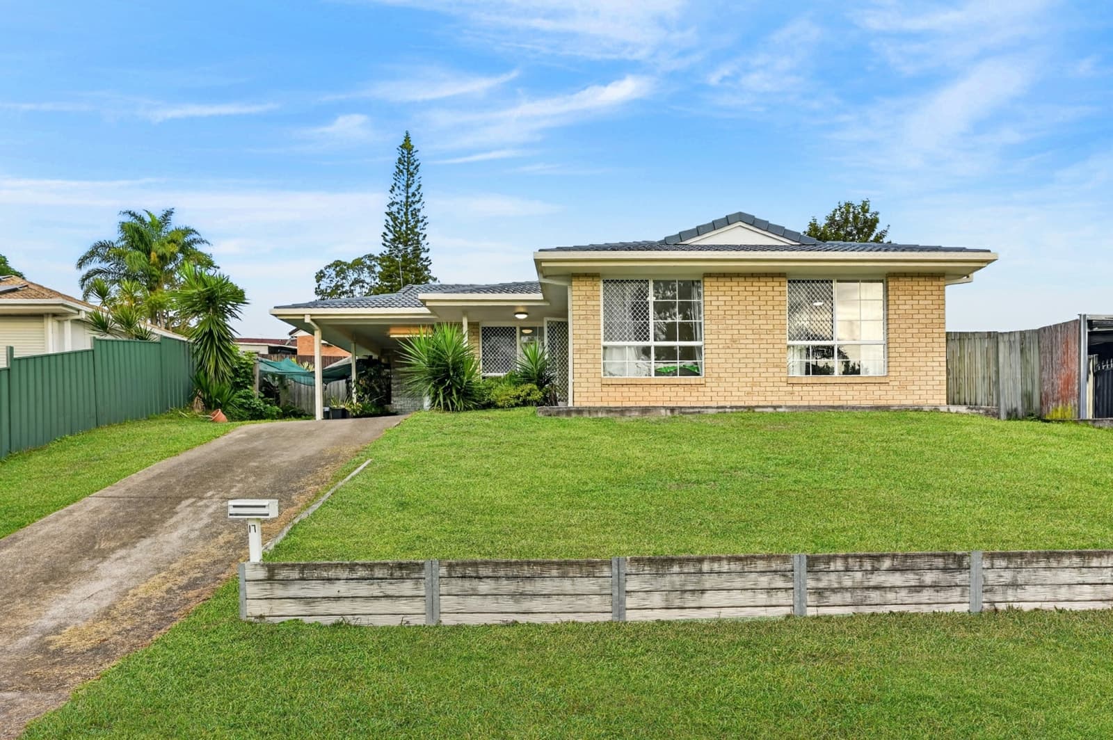 17 Copperfield Drive, EAGLEBY, Eagleby - Image 1