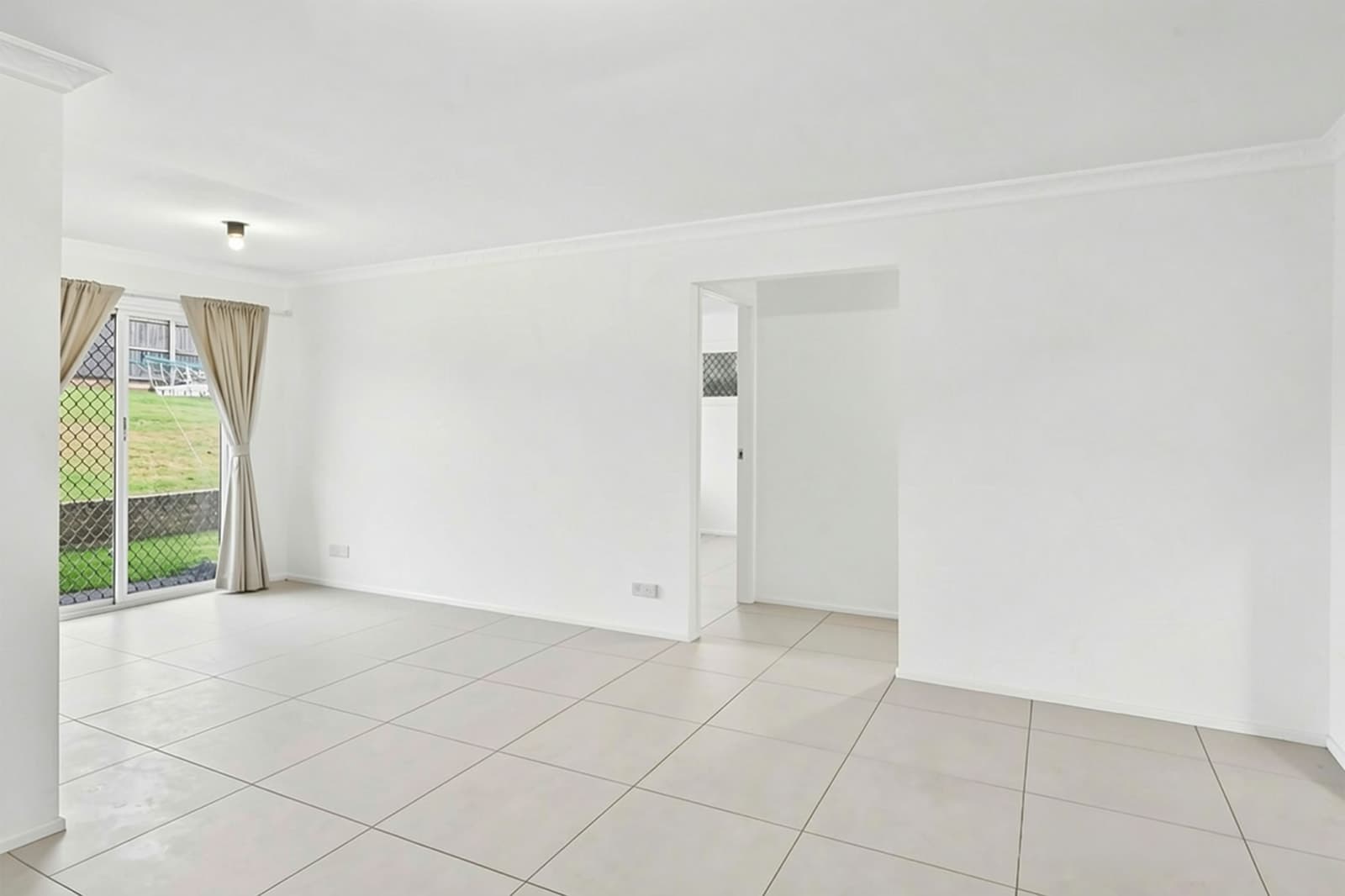 17 Copperfield Drive,Eagleby, Eagleby - Thumbnail 5