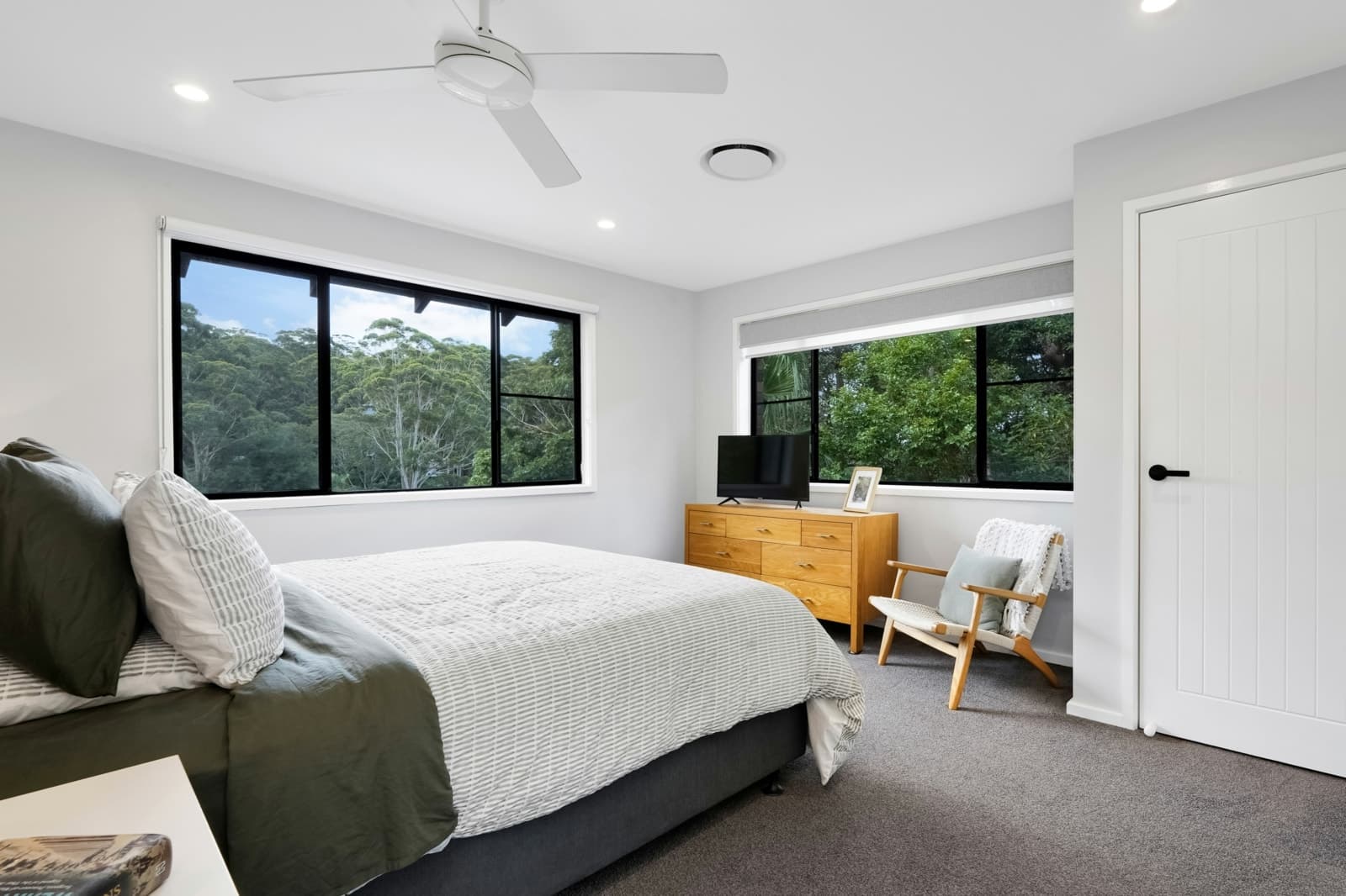 30 Peel Street, AVOCA BEACH, Avoca Beach - Thumbnail 2