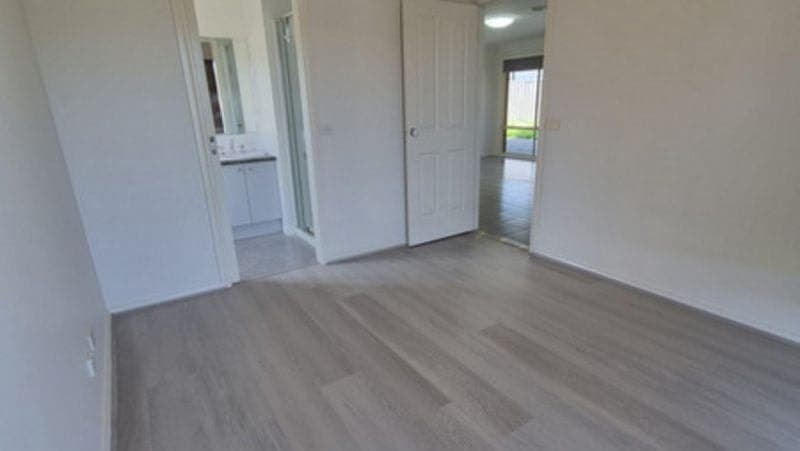 41 Flametree Circuit, Cranbourne, Cranbourne - Thumbnail 2