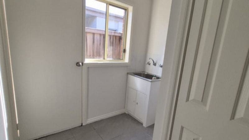 41 Flametree Circuit, Cranbourne, Cranbourne - Thumbnail 5