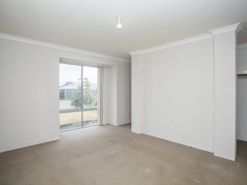 28 Bundoran Street, Bullsbrook WA, Bullsbrook - Thumbnail 3