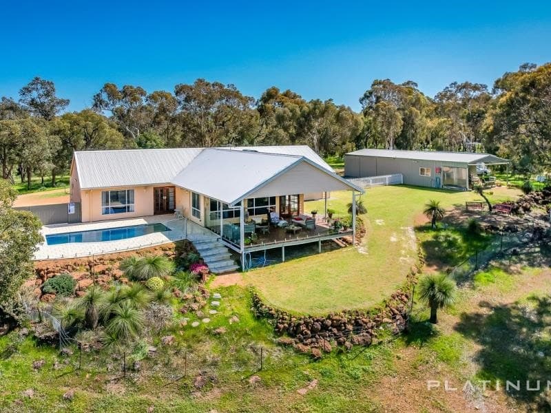22 Kooyong Close, Bullsbrook WA 6084, Bullsbrook - Image 1