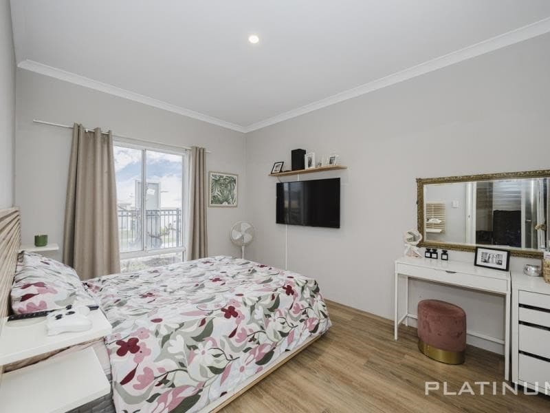 17 Altrincham Grove, Butler WA, Butler - Thumbnail 3