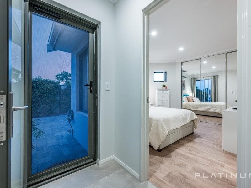 37B Mayflower Crescent, Craigie WA, Craigie - Thumbnail 2