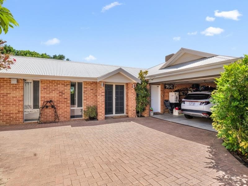 10A Coral Street, Craigie WA, Craigie - Image 1