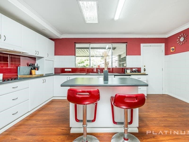 6 Wahroonga Way, Greenwood WA, Greenwood - Thumbnail 8