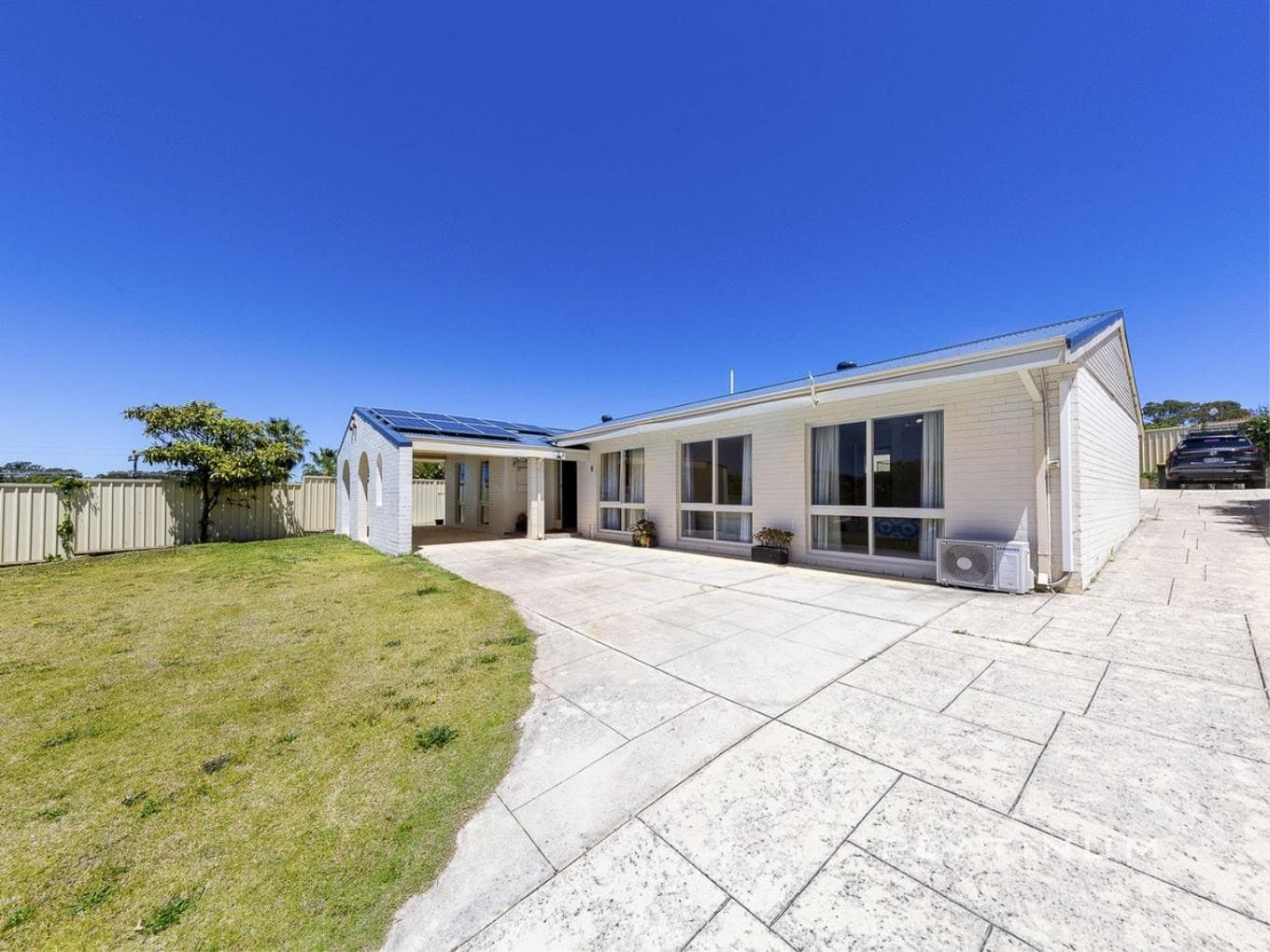 9 Gore Place, Hillarys WA 6025, Hillarys - Thumbnail 2