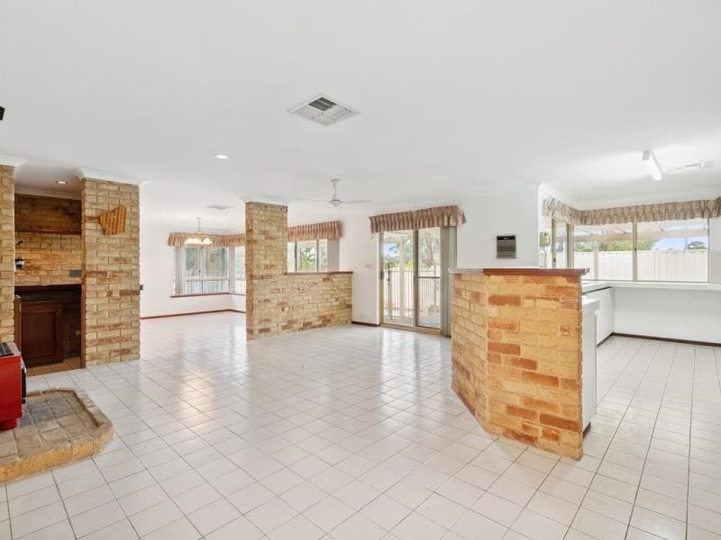26 St Johns Court, Kingsley WA, Kingsley - Thumbnail 2