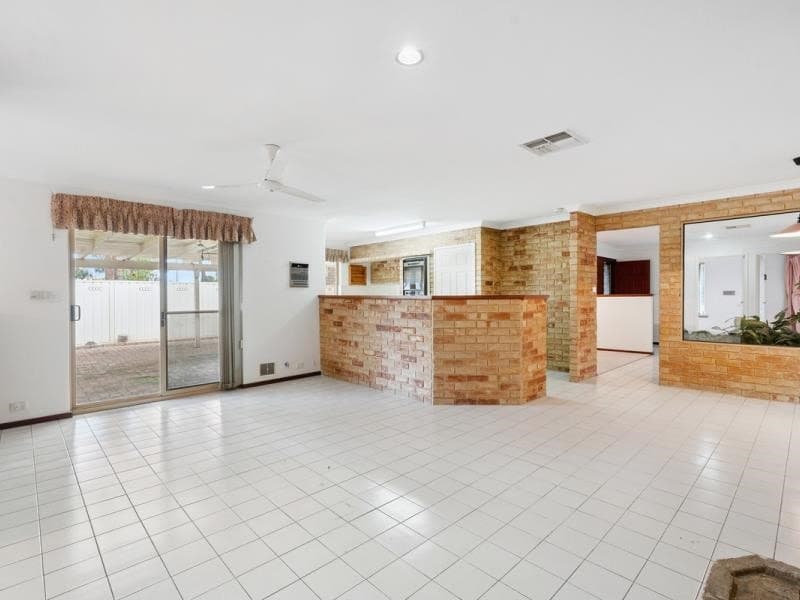 26 St Johns Court, Kingsley WA, Kingsley - Thumbnail 4