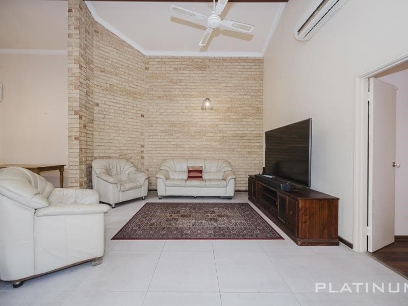 9 Essex Court, Quinns Rocks WA, Quinns Rocks - Thumbnail 4