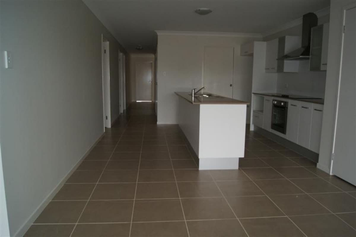 2 / 10 Pankhurst Avenue, SINGLETON NSW 2330, Singleton - Thumbnail 2