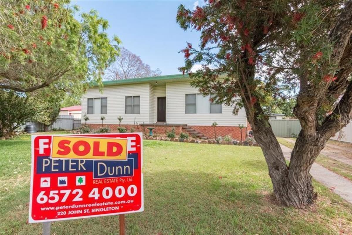 13 Pelerin Avenue, SINGLETON NSW 2330, Singleton - Image 1