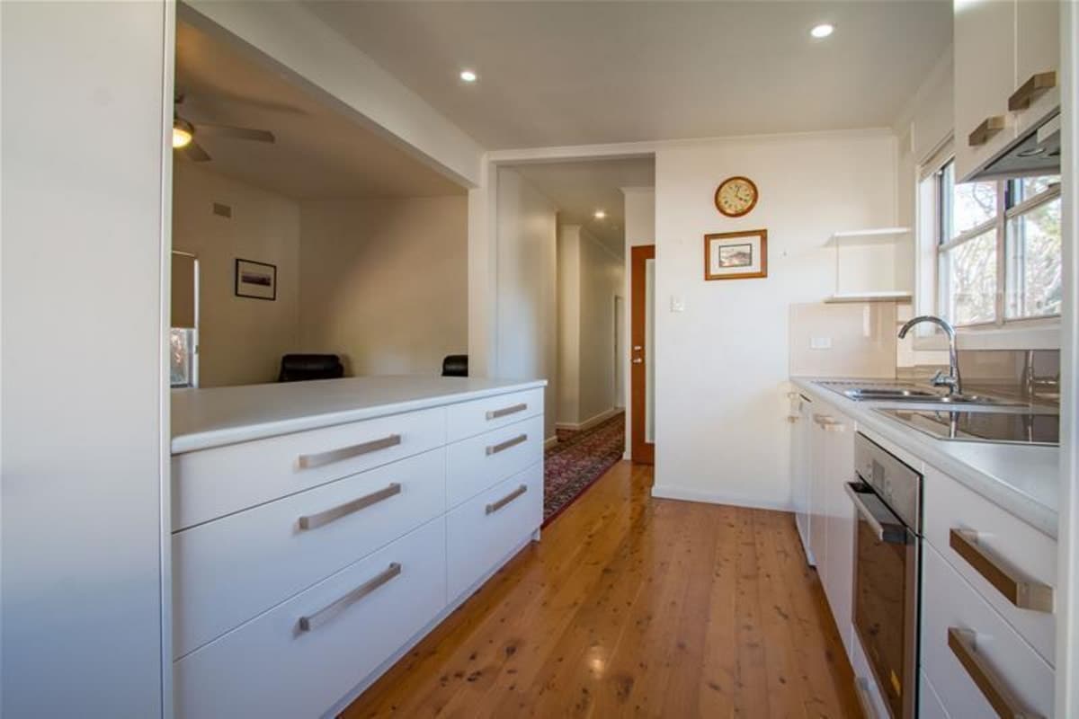 13 Pelerin Avenue, SINGLETON NSW 2330, Singleton - Thumbnail 2