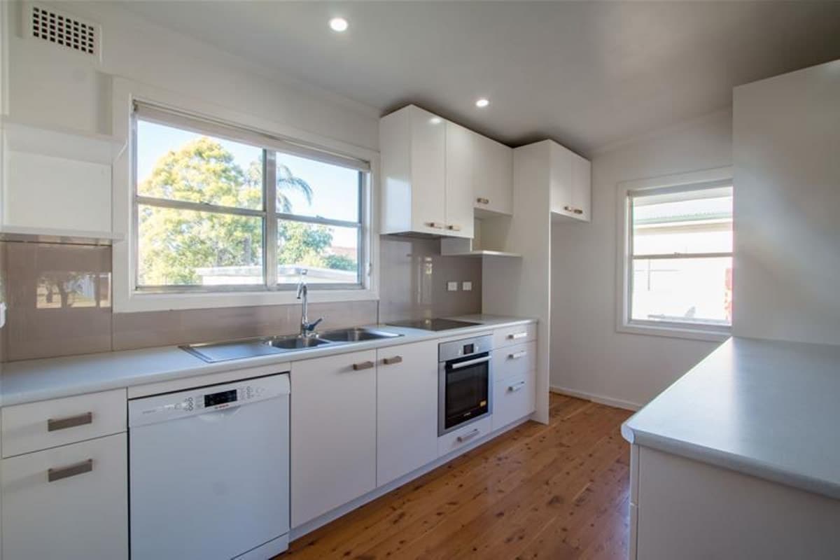 13 Pelerin Avenue, SINGLETON NSW 2330, Singleton - Thumbnail 6