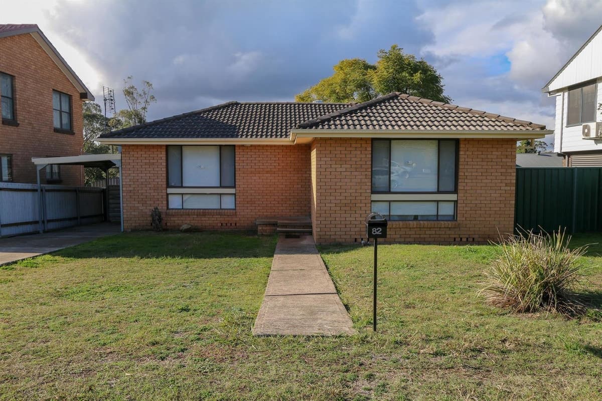 82 Lawson Avenue, SINGLETON NSW 2330, Singleton - Image 1
