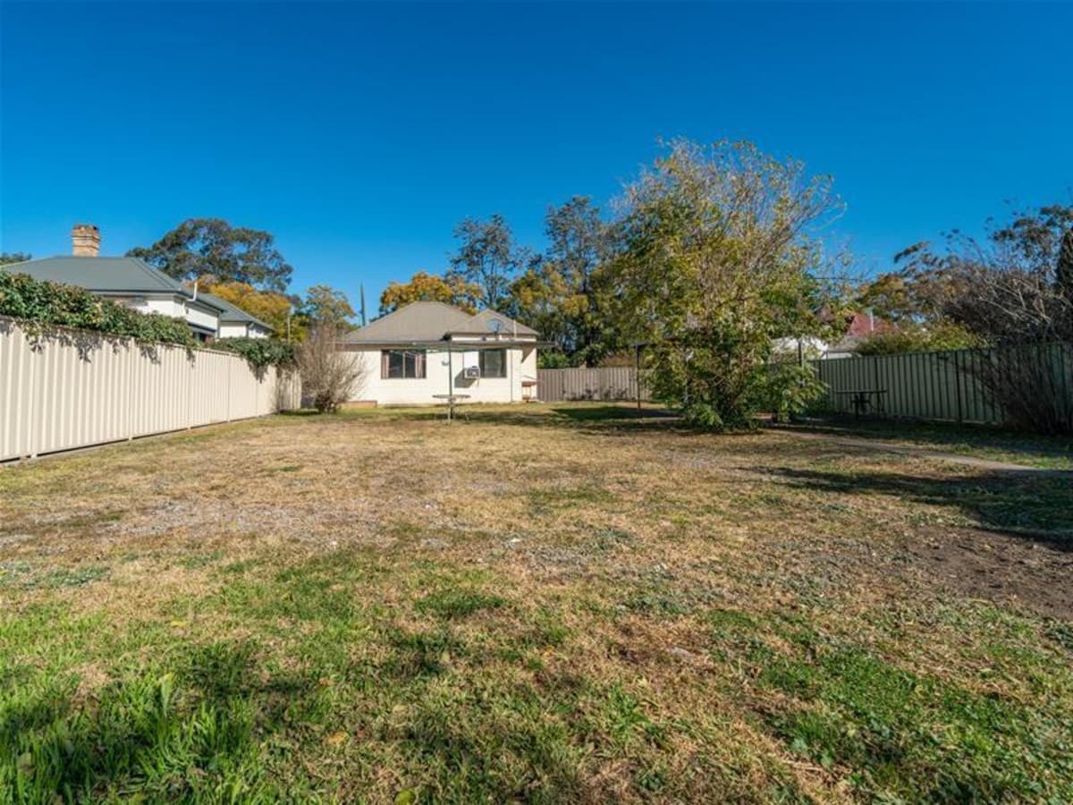 18 Elizabeth Street, SINGLETON NSW 2330, Singleton - Thumbnail 2