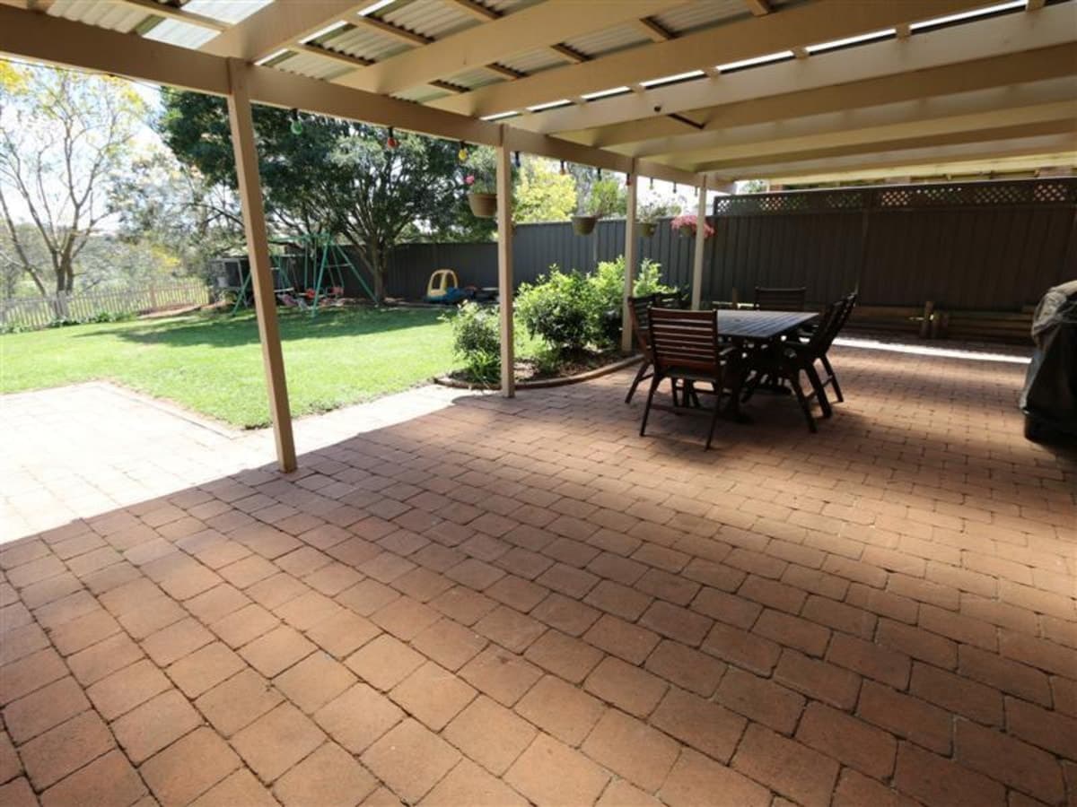 5 Acacia Circuit, SINGLETON NSW 2330, Singleton - Thumbnail 3