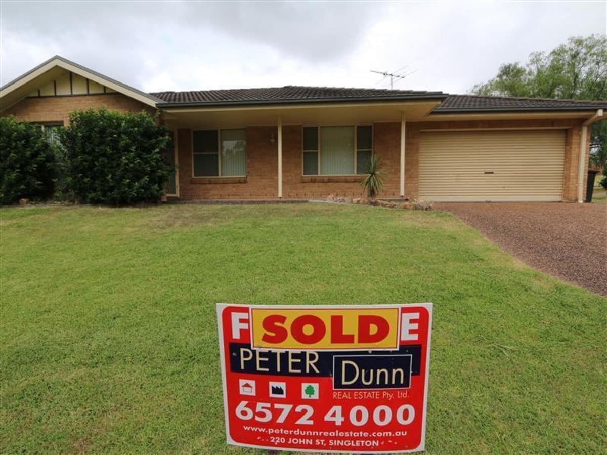 1 / 40 Robinson Way, SINGLETON NSW 2330, Singleton - Image 1
