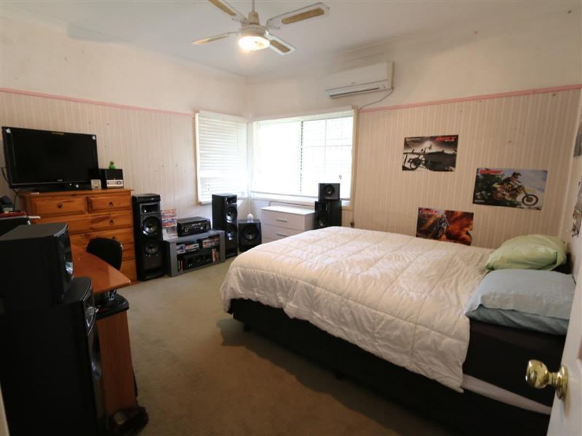 16 Collett Avenue, SINGLETON NSW 2330, Singleton - Thumbnail 3