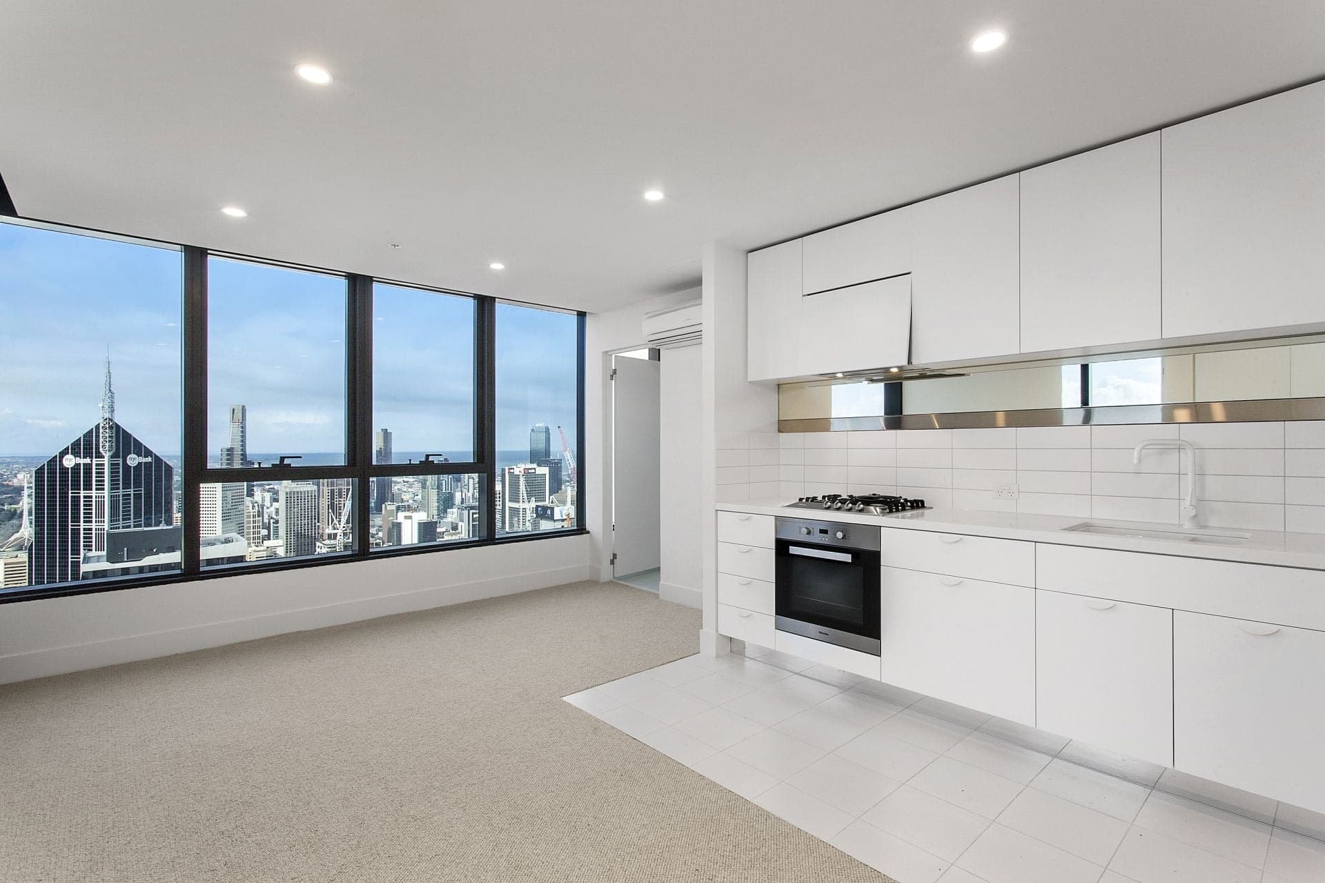5808/500 Elizabeth Street Melbourne VIC, Melbourne - Image 1