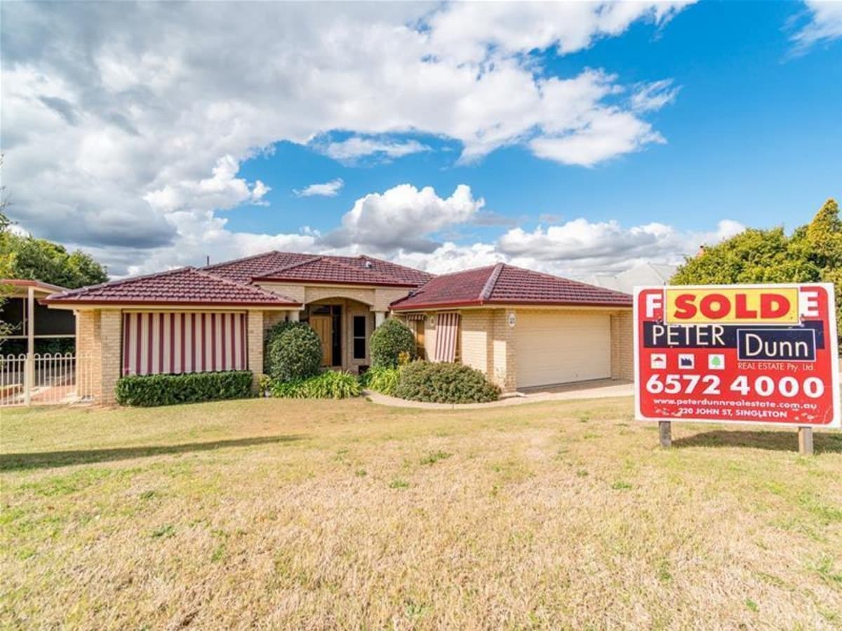 5 Ardersier Drive, SINGLETON NSW 2330, Singleton - Image 1