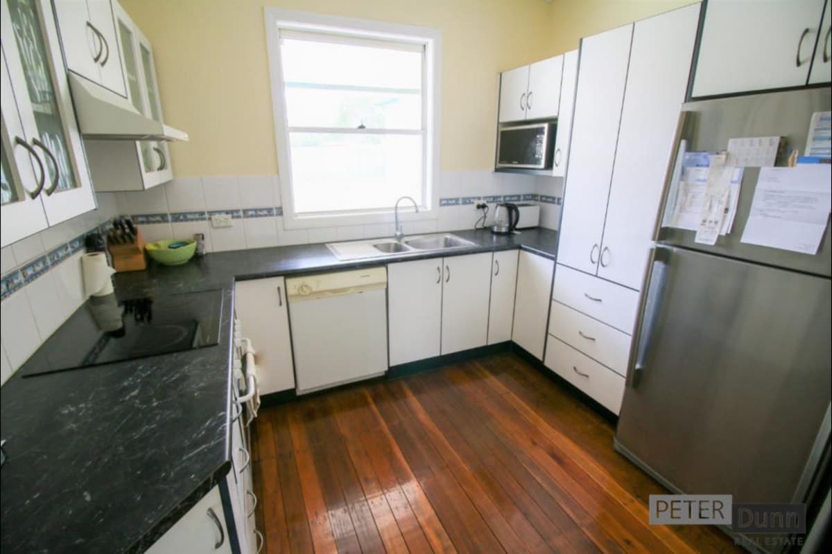 21 Collett Avenue, SINGLETON NSW 2330, Singleton - Thumbnail 2