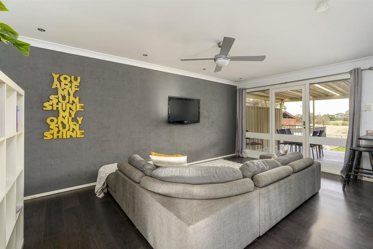 110 Lawson Avenue, SINGLETON NSW 2330, Singleton - Thumbnail 4