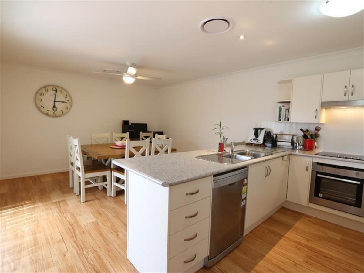 1 / 1 Drury Close, SINGLETON NSW 2330, Singleton - Thumbnail 2