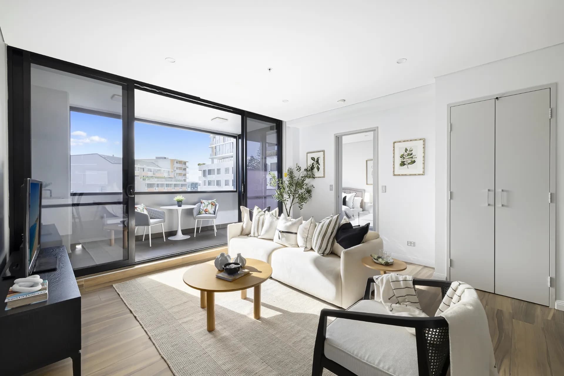 215/15 Howard Avenue, Dee Why, NSW, Dee Why - Image 1