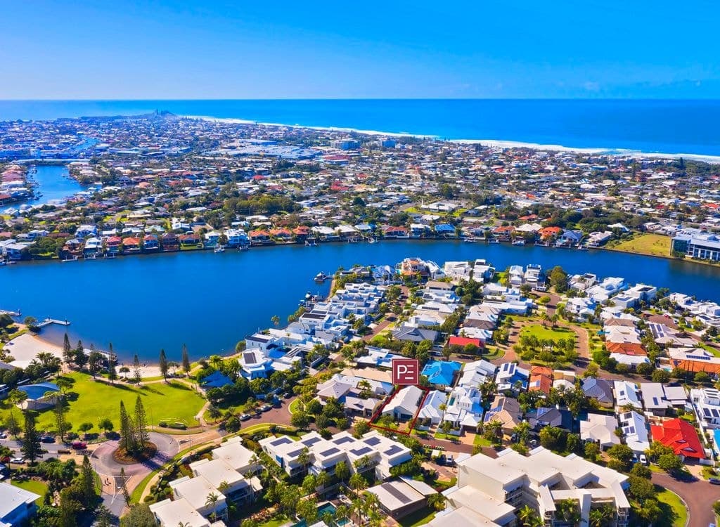 41 Bahamas Circuit, KAWANA ISLAND QLD 4575, Kawana Island - Thumbnail 2