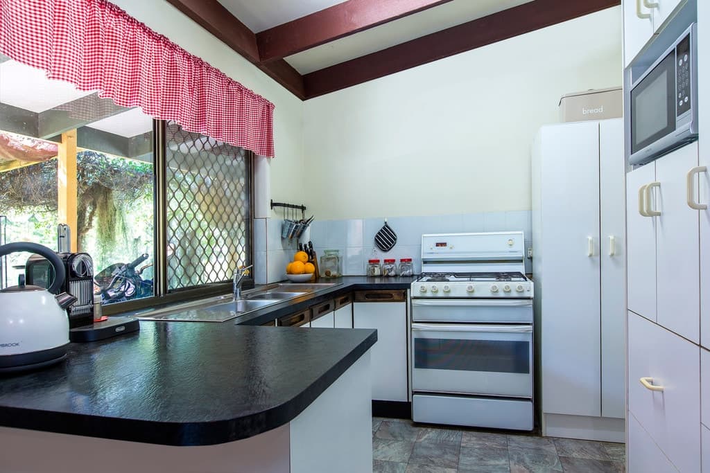 4 Puch Street, NAMBOUR QLD 4560, Nambour - Thumbnail 6