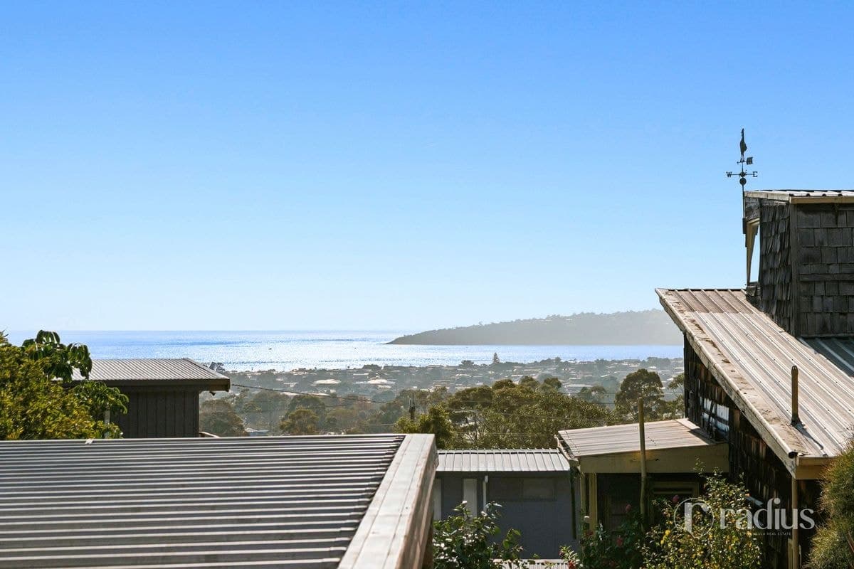 8 Toolern Avenue, Dromana, VIC 3936, Australia, Dromana - Image 1