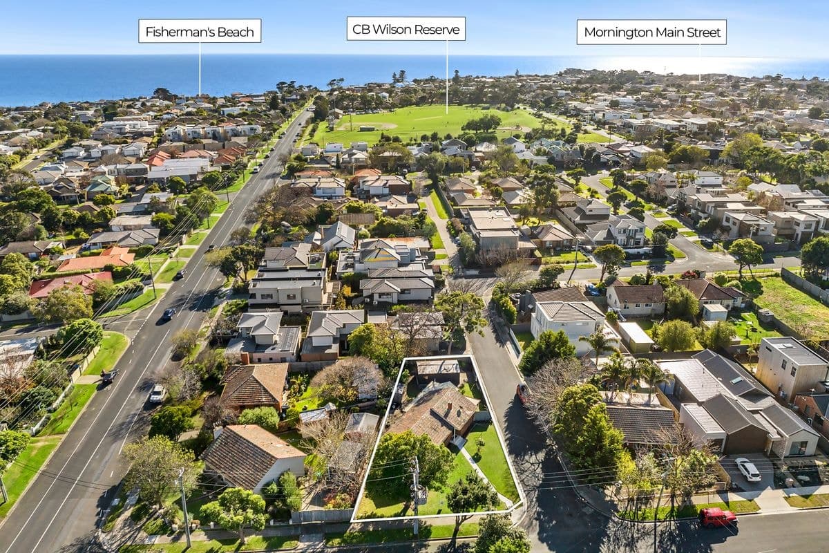 22 Moona Avenue, Mornington, VIC 3931, Australia, Mornington - Image 1
