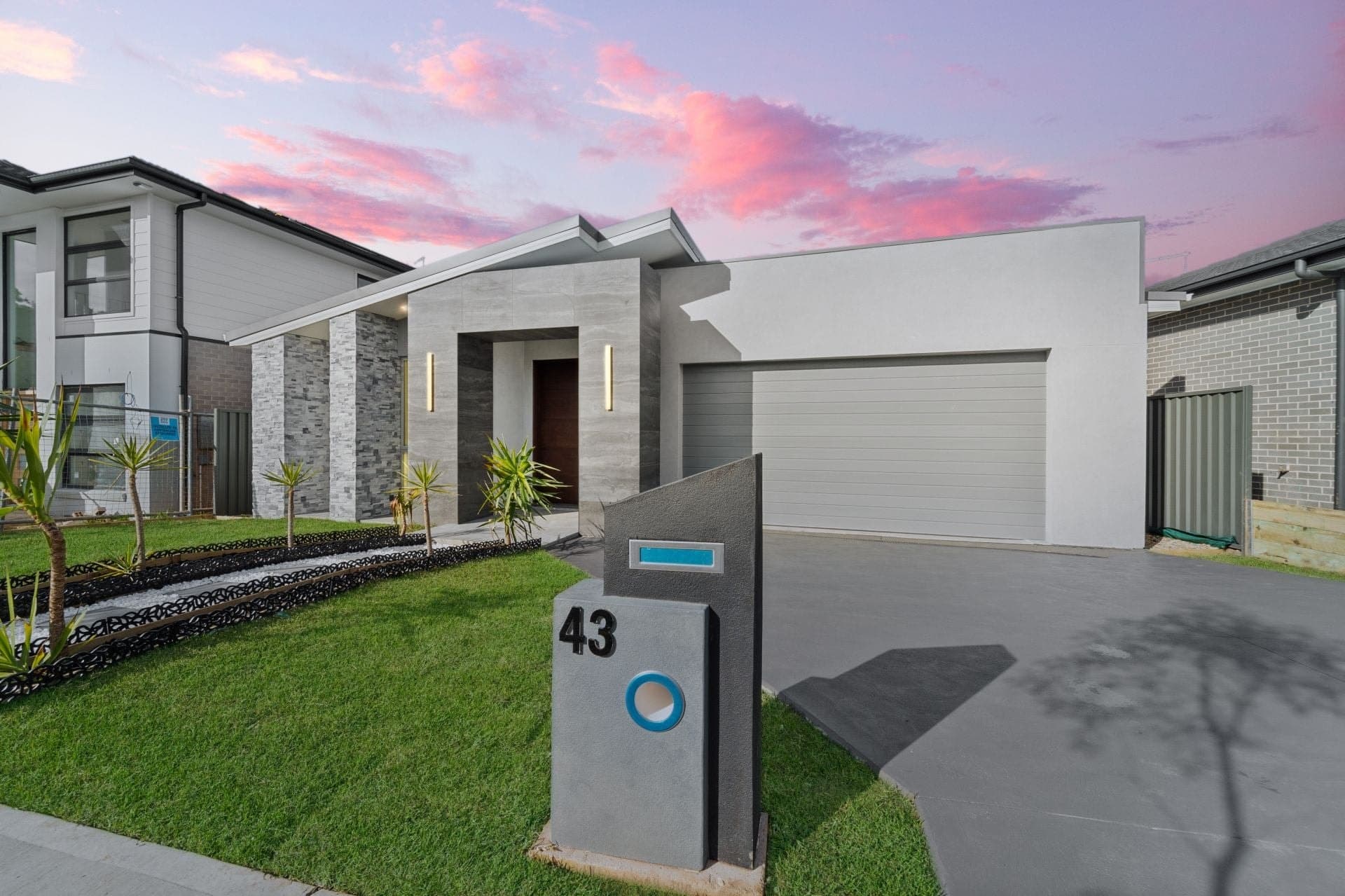 43 Cardew Crescent Bradbury NSW, Bradbury - Thumbnail 2